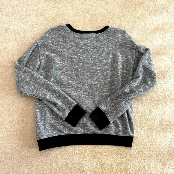 Victoria’s Secret PINK Crewneck - Picture 3 of 3